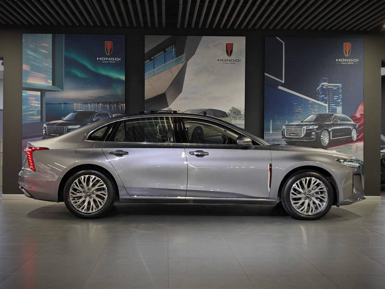 Hongqi H5 Deluxe 2.0T