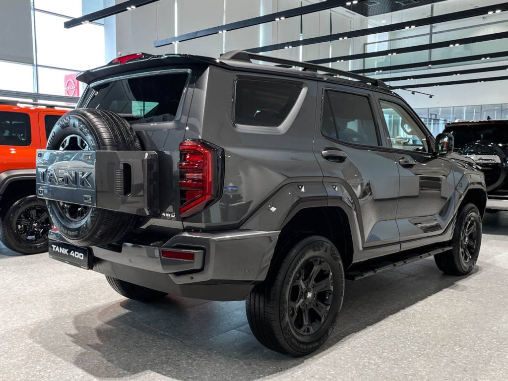 Tank 400 2.0T AT 4WD Premium