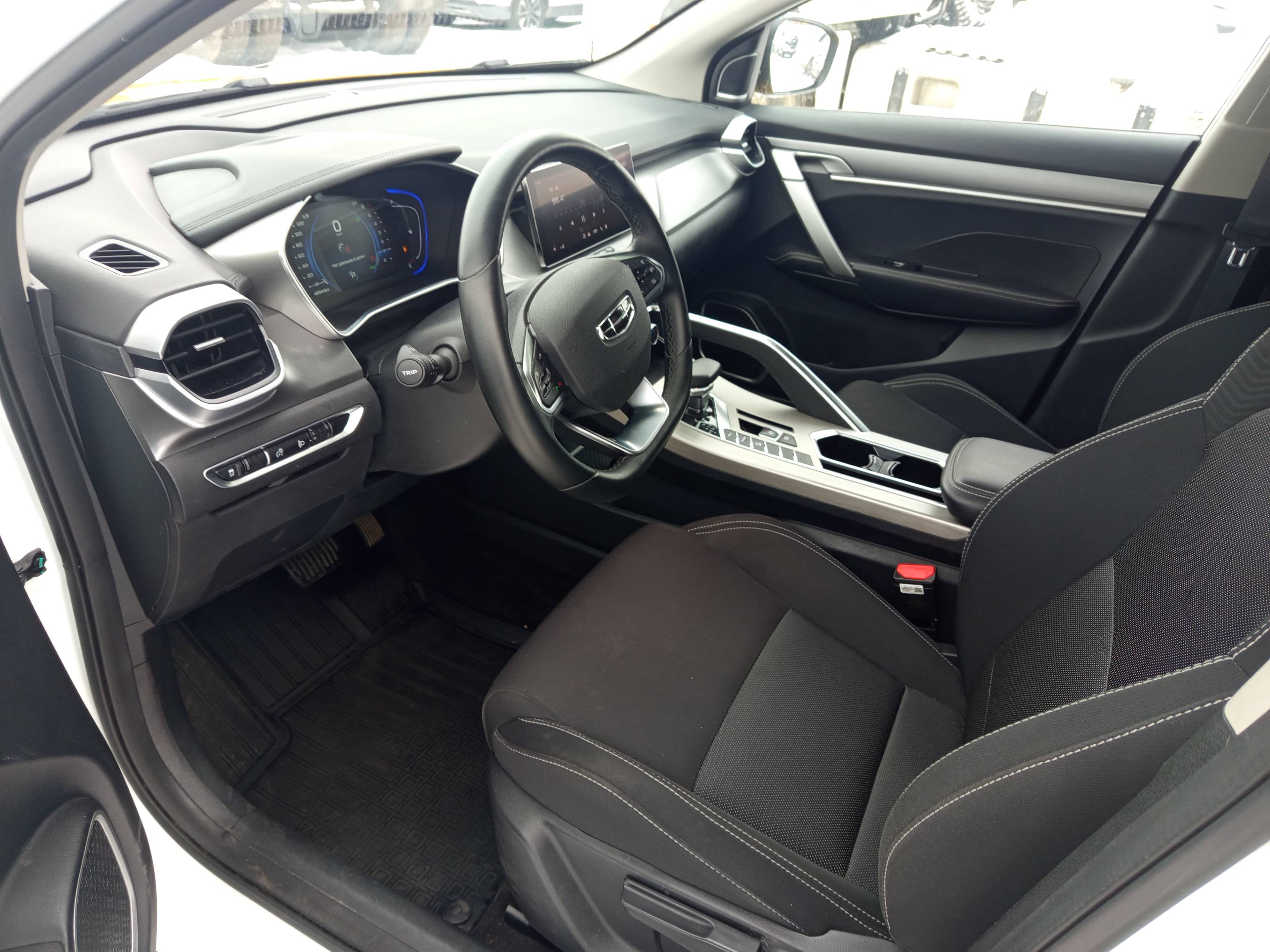 Geely Coolray,  49 944 км, 2023 года в лизинг