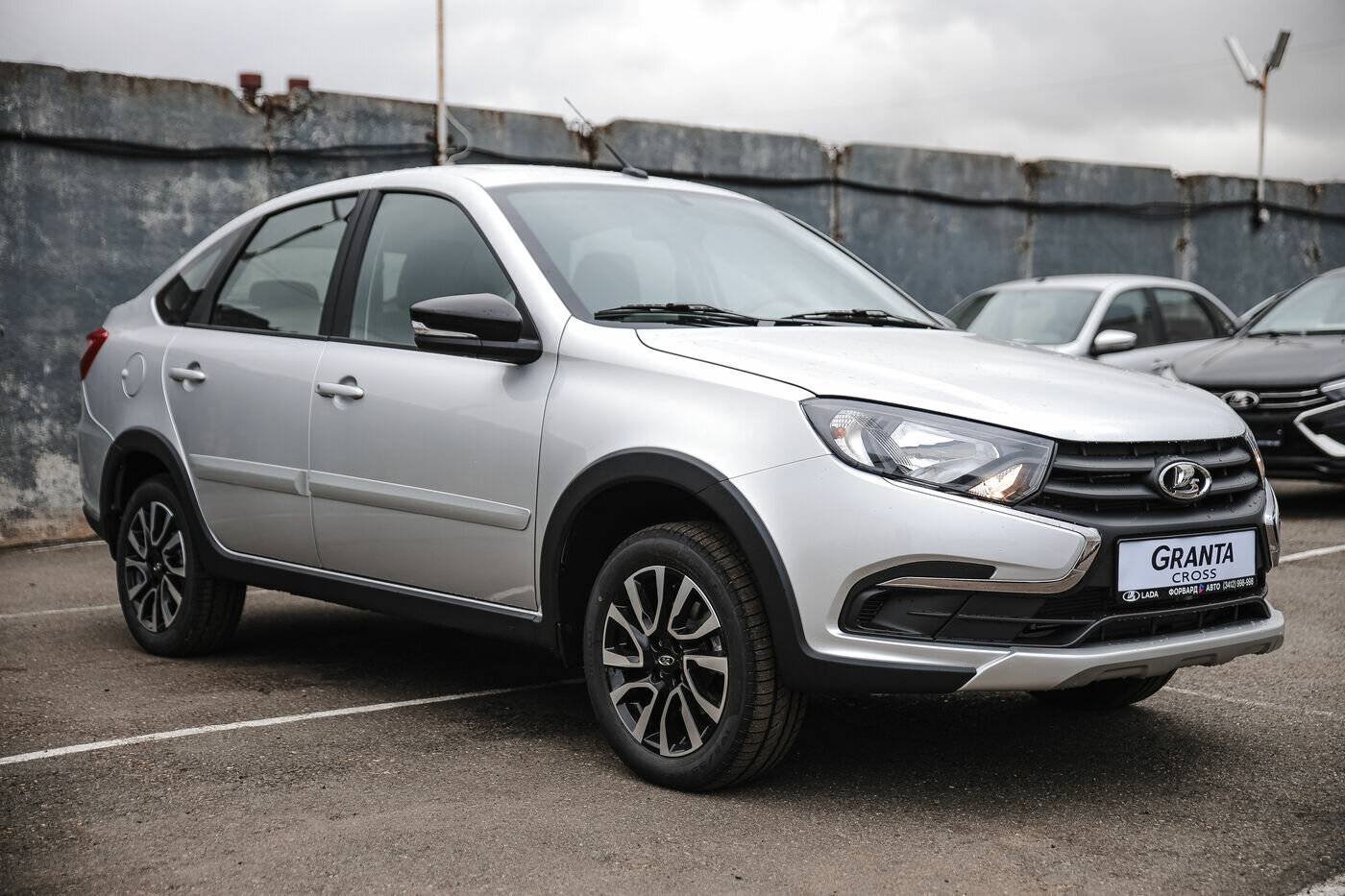 Lada Granta седан Comfort'24 1.6 90hp 5MT