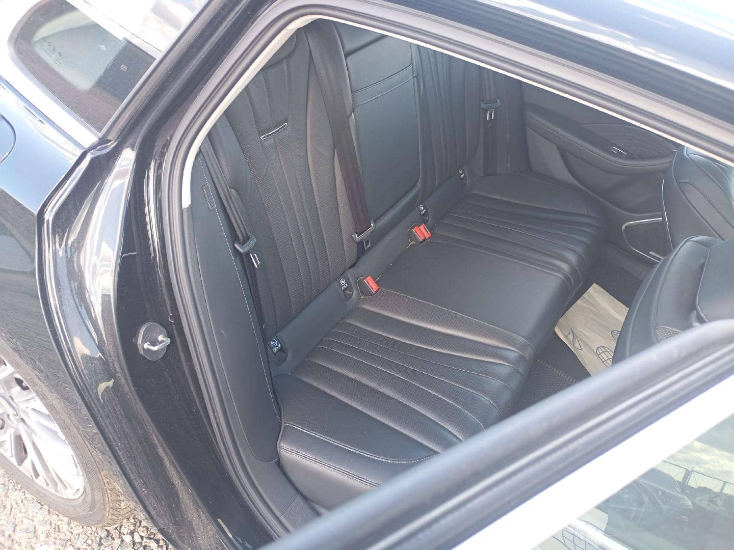 Hongqi H5,  109 745 км, 2024 года в лизинг