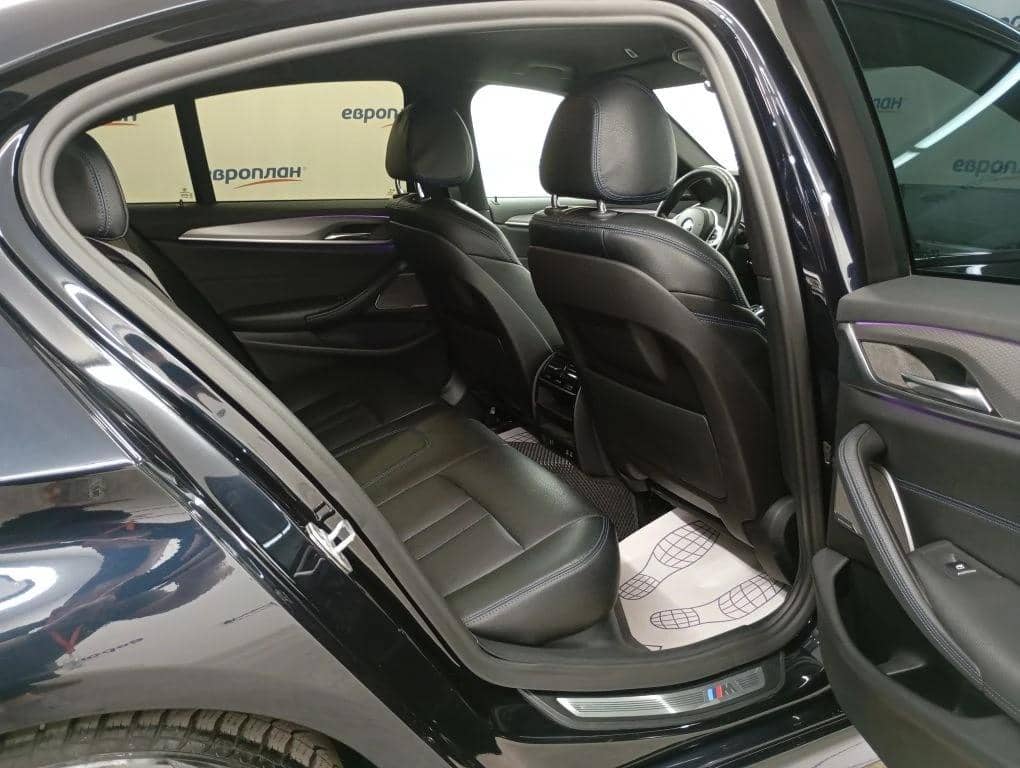 BMW 5 серия,  173 436 км, 2019 года в лизинг