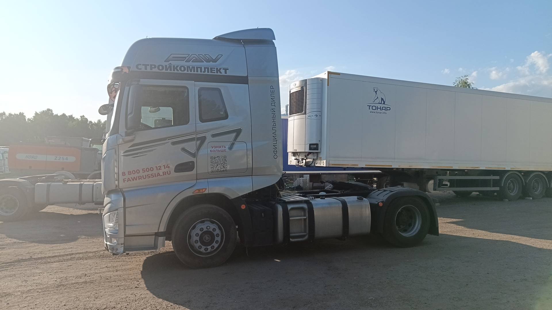 FAW CA4180P77K25E5 4x2,  182 819 км, 2023 года в лизинг