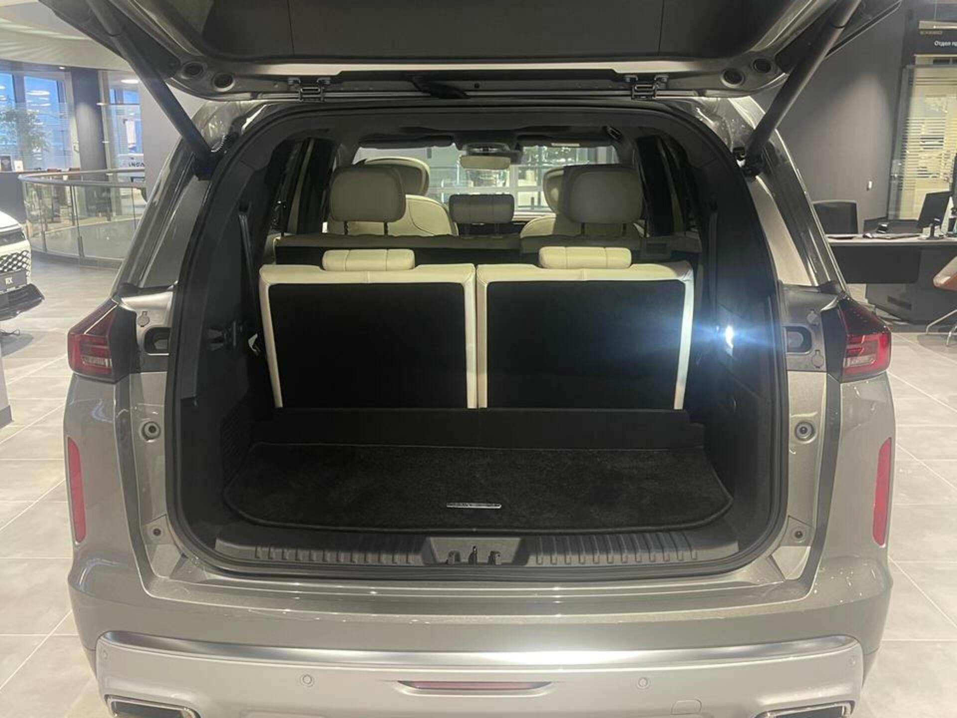 EXEED VX President 7 мест 2.0T 8AT 4WD