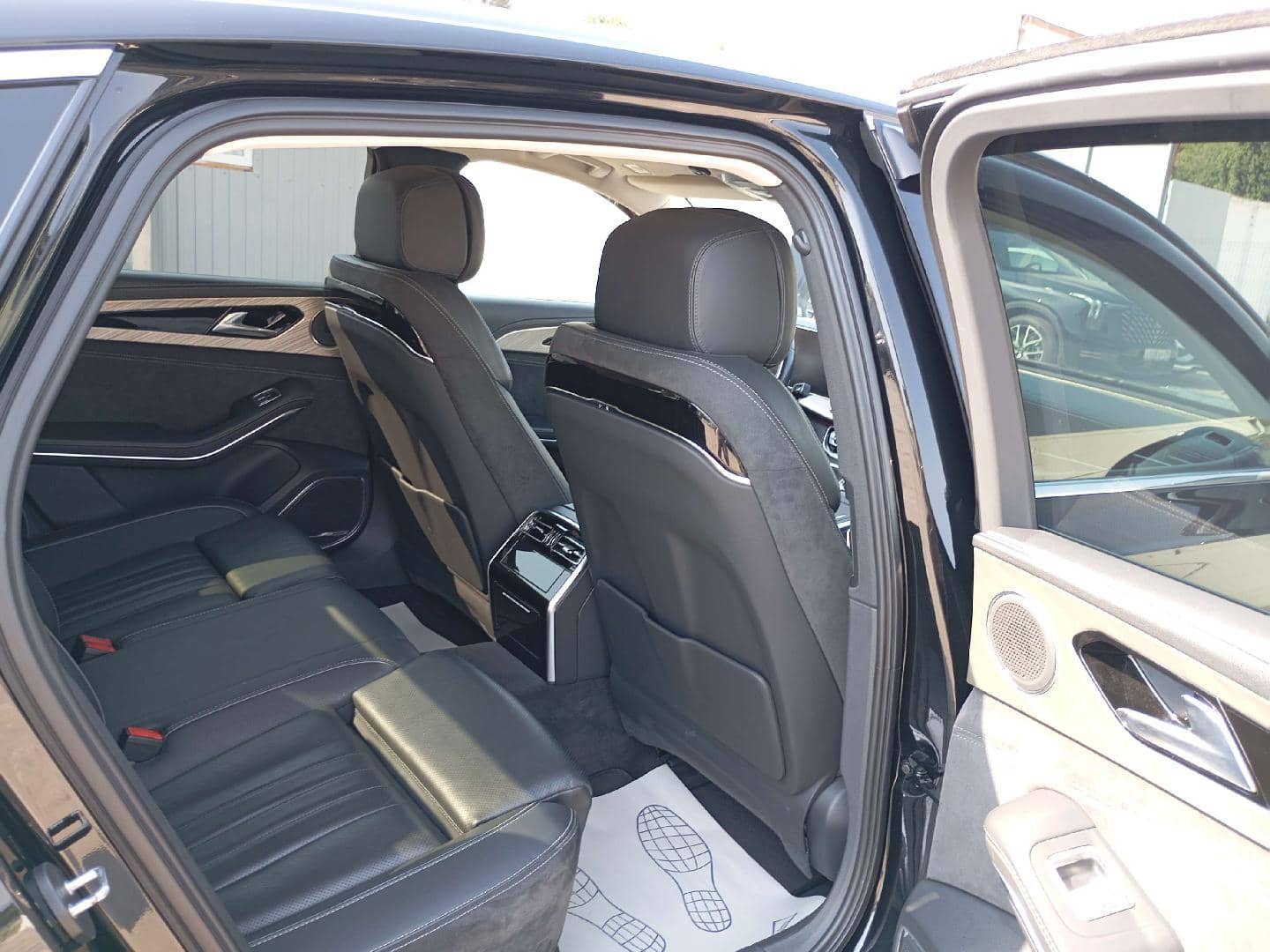 Hongqi H9,  90 336 км, 2023 года в лизинг