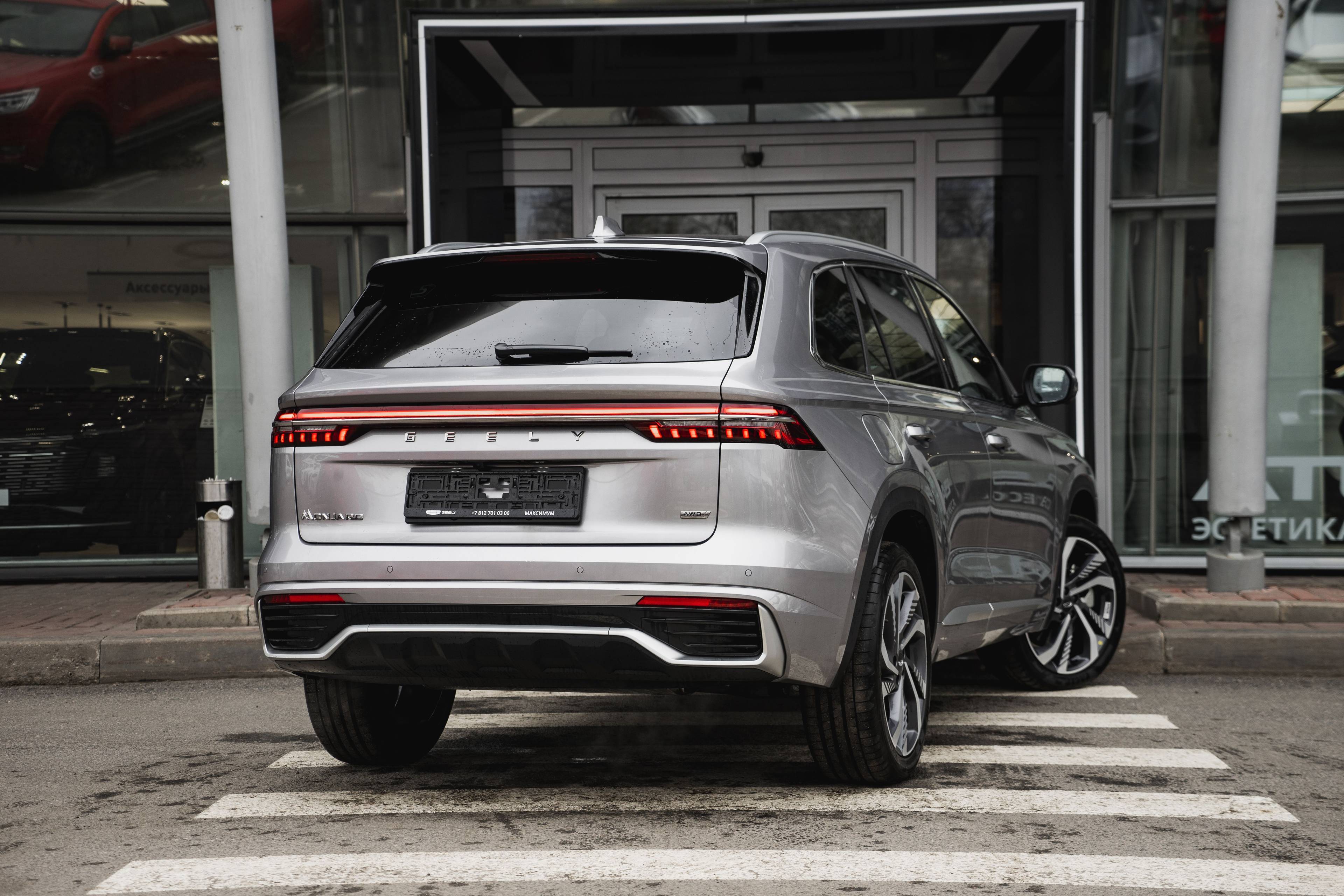 Geely Monjaro Flagship 2.0T (238 hp) 8AT 4WD