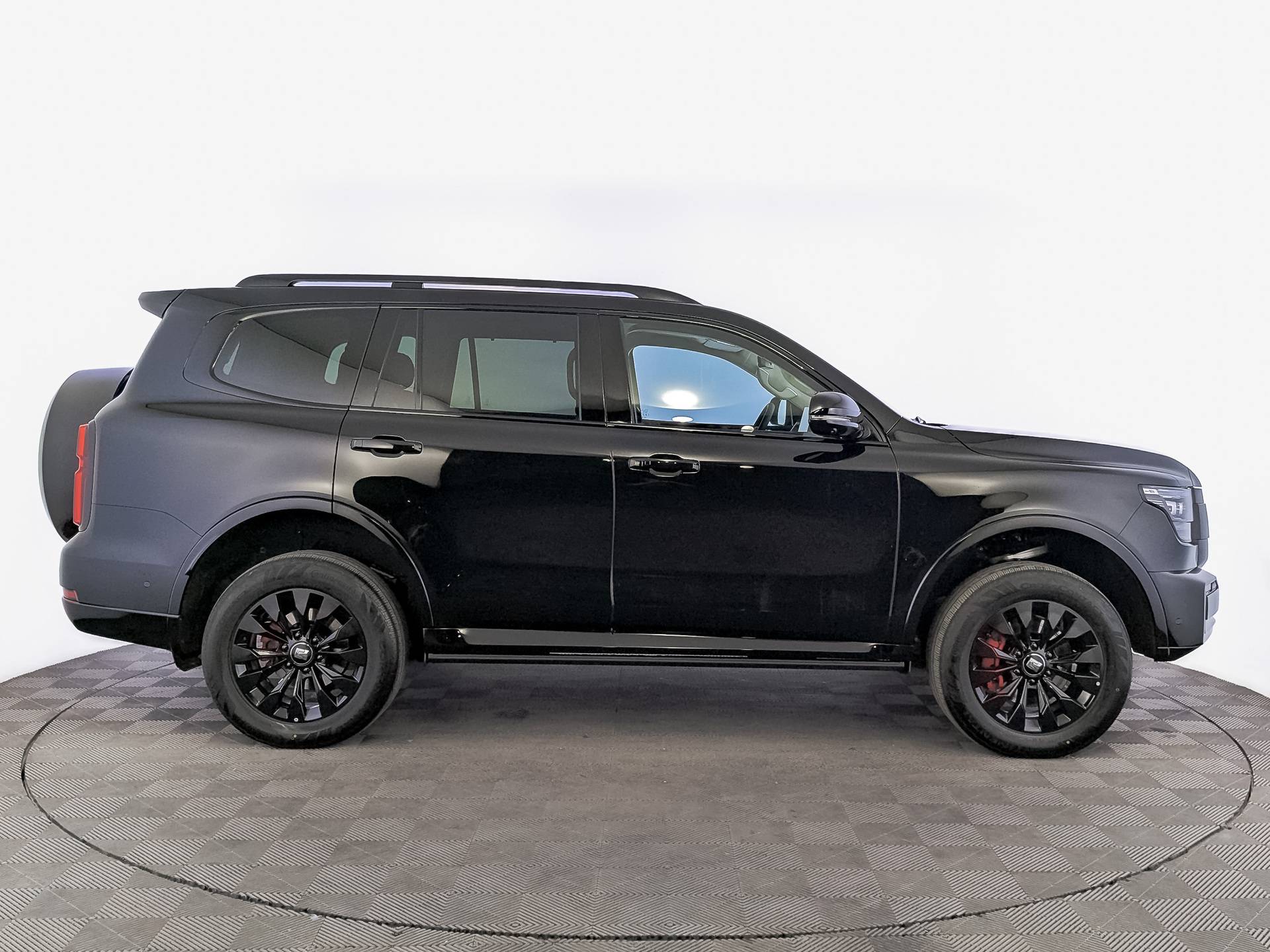 Tank 500 BLACKTRAIL  3.0 9AT 4WD