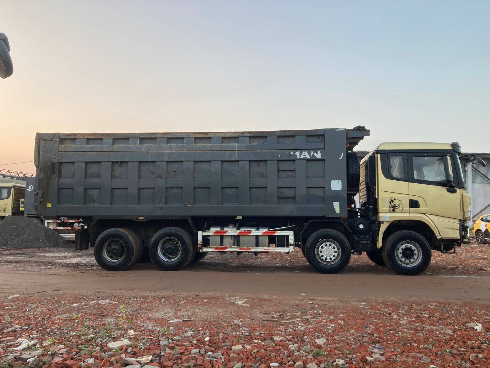 Shacman SX33186V366 Лот 000003348