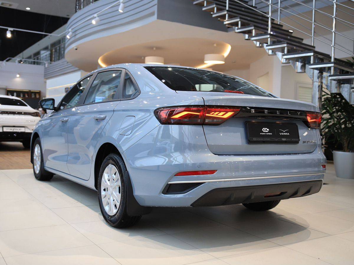 Geely Emgrand Luxury 1.5 AT