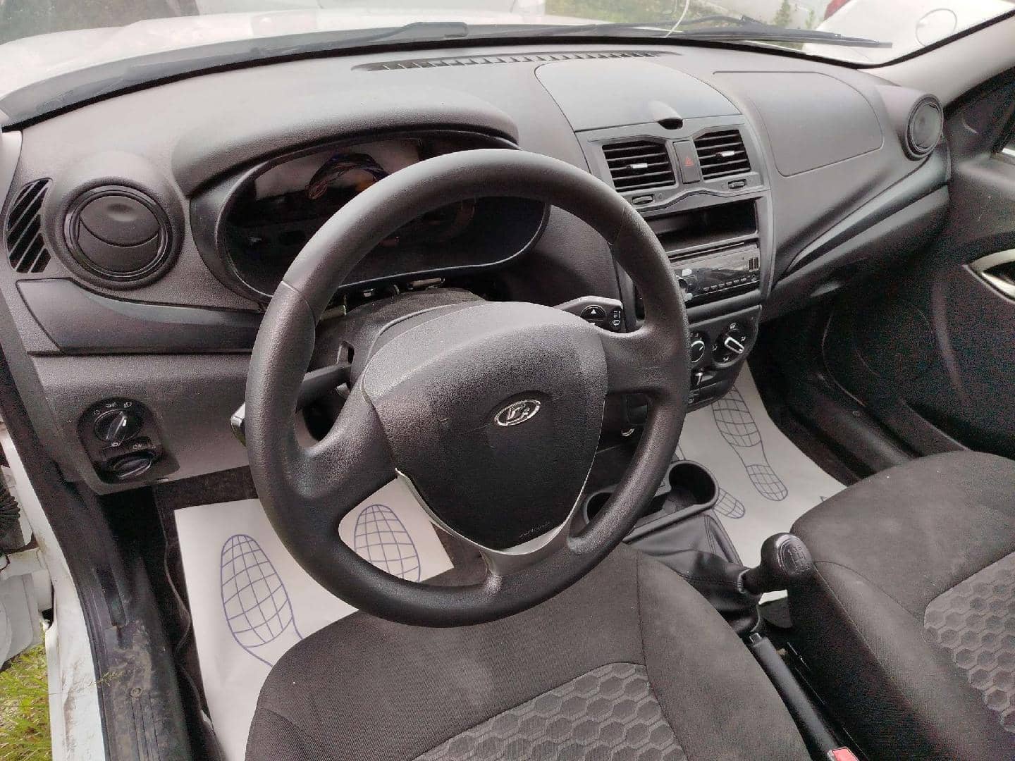 Lada Granta седан,  100 000 км, 2023 года в лизинг
