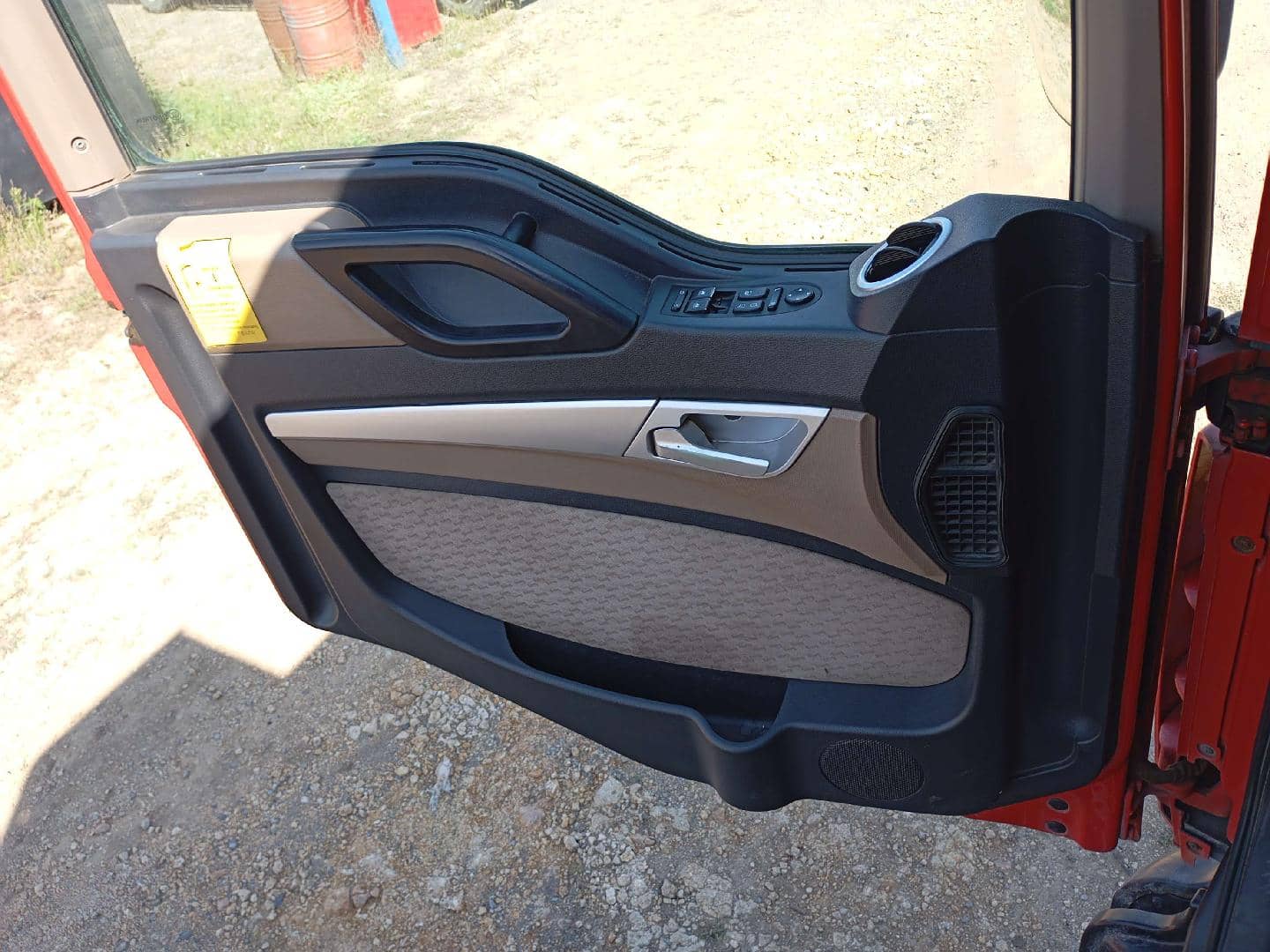 HOWO ZZ3256V384GE 6x4,  160 961 км, 2023 года в лизинг