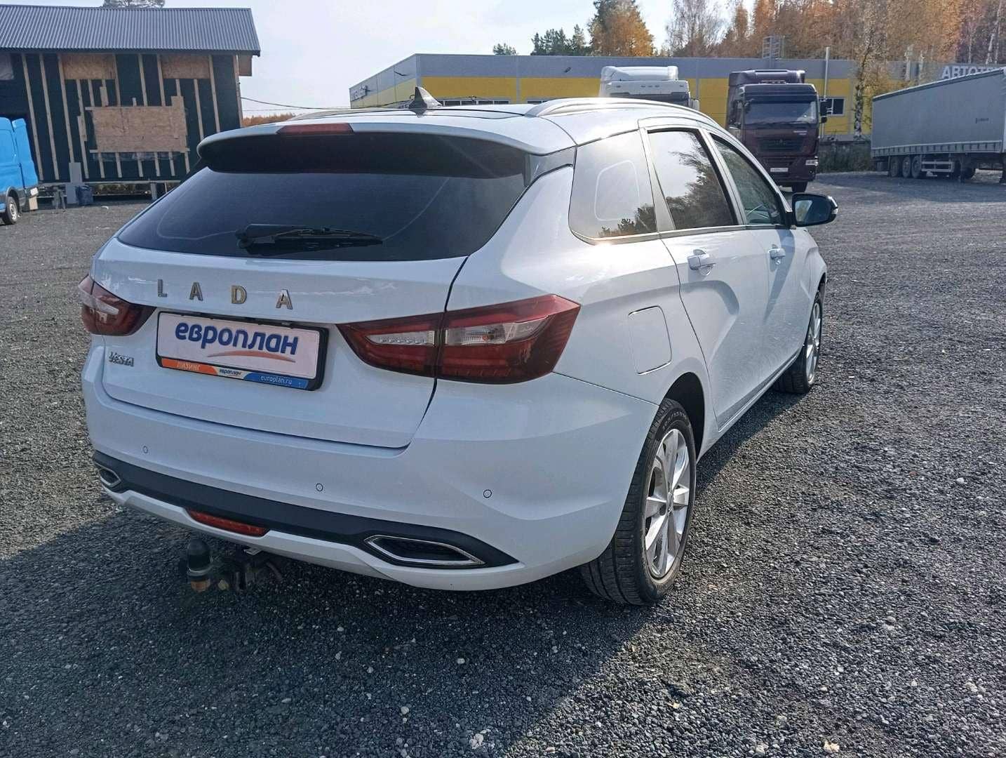 Lada Vesta универсал,  33 708 км, 2024 года в лизинг