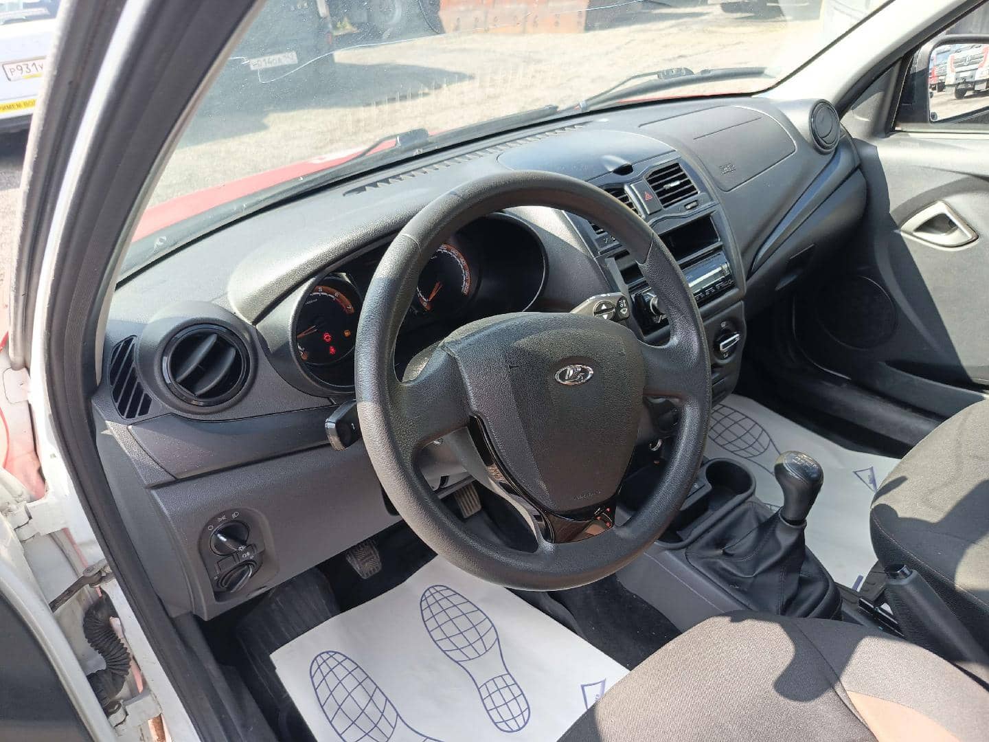 Lada Granta Кросс,  130 457 км, 2023 года в лизинг