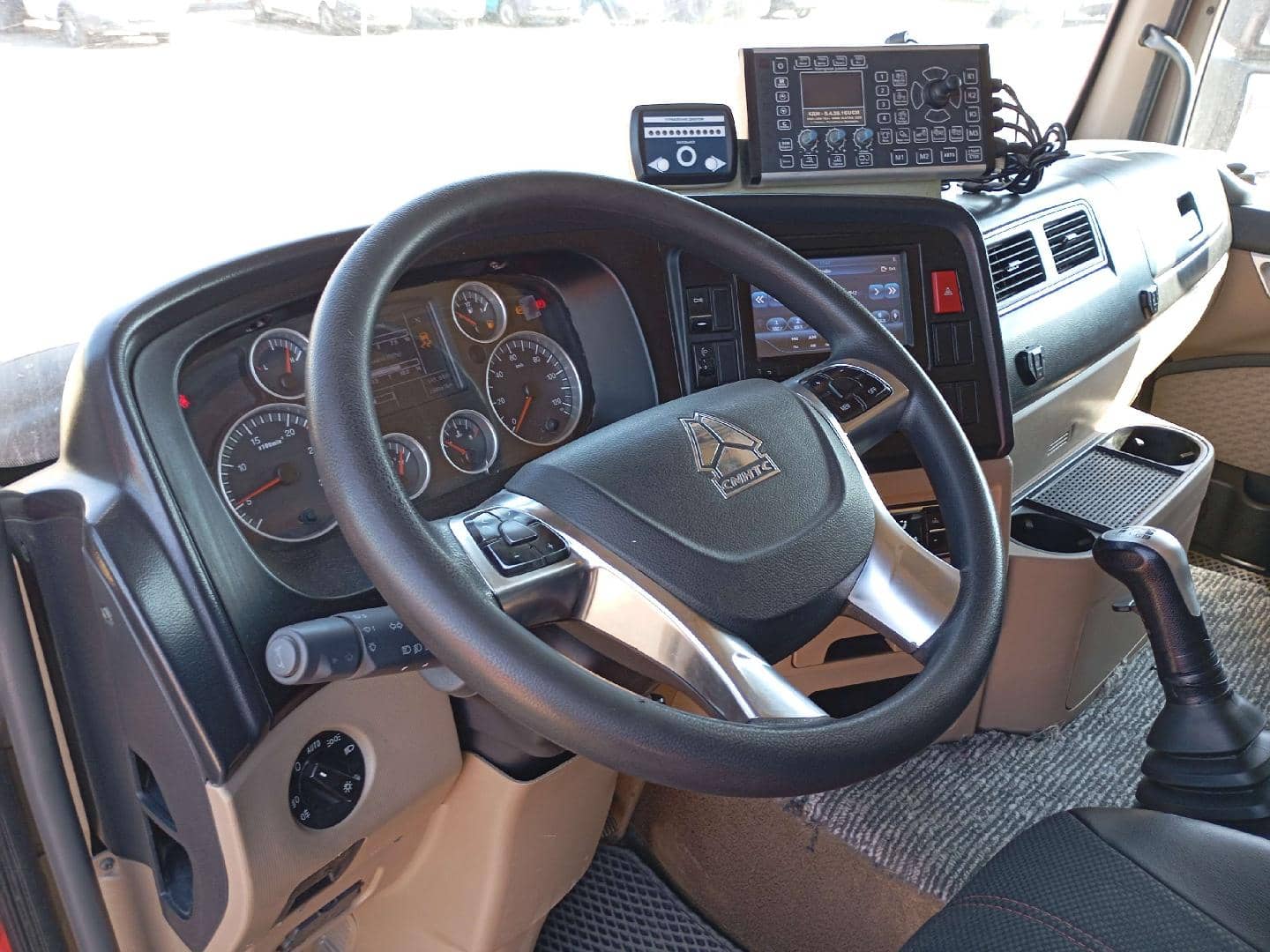 HOWO ZZ3256V384GE 6x4,  160 961 км, 2023 года в лизинг