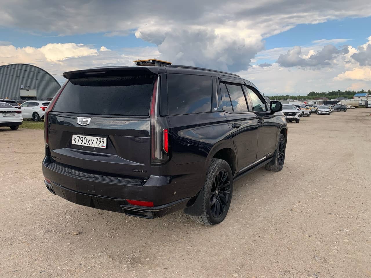 Cadillac Escalade,  133 484 км, 2024 года в лизинг
