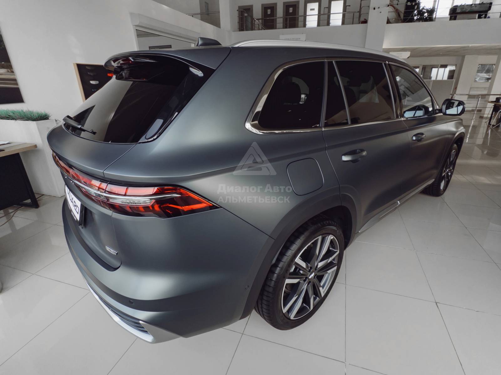 Geely Monjaro Exclusive 2.0T (238 hp) 8AT 4WD