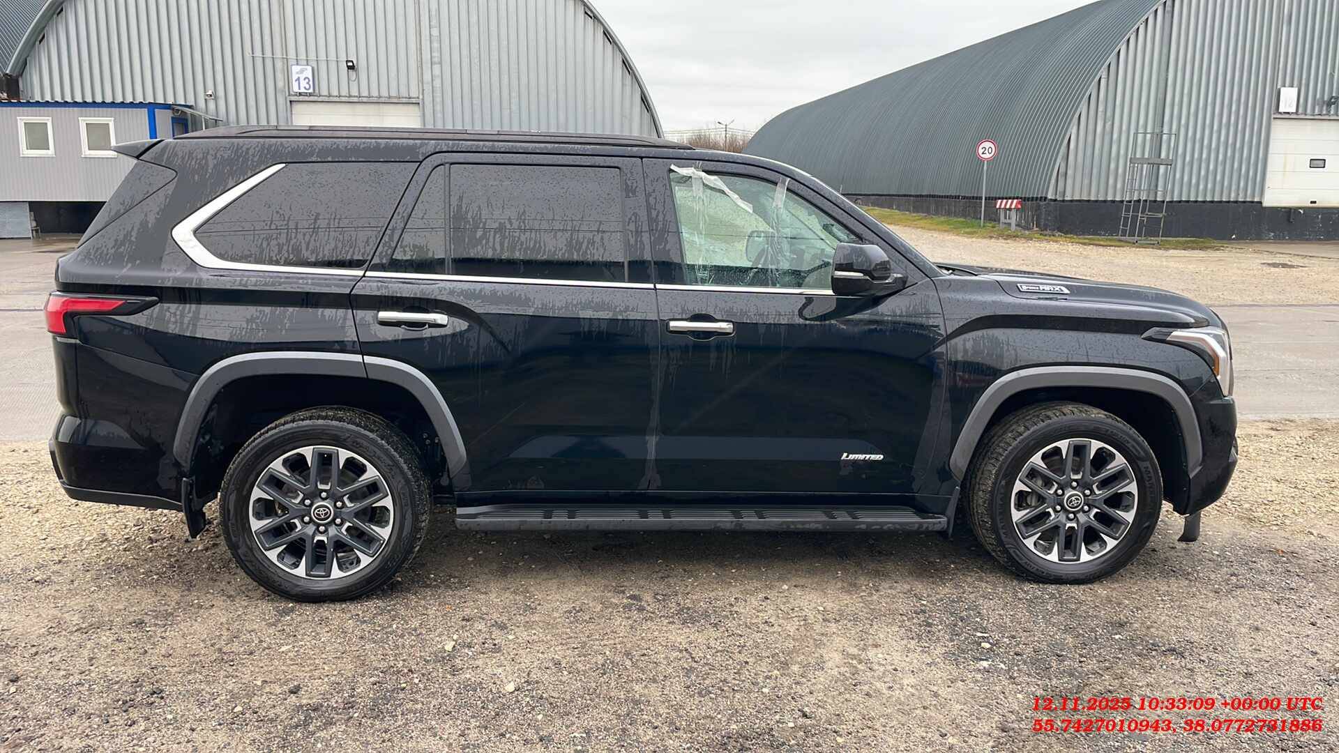 Toyota Sequoia,  161 061 км, 2022 года в лизинг