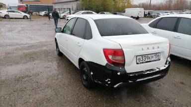 Lada Granta седан