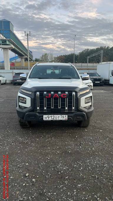 JAC T9