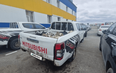 Mitsubishi L200