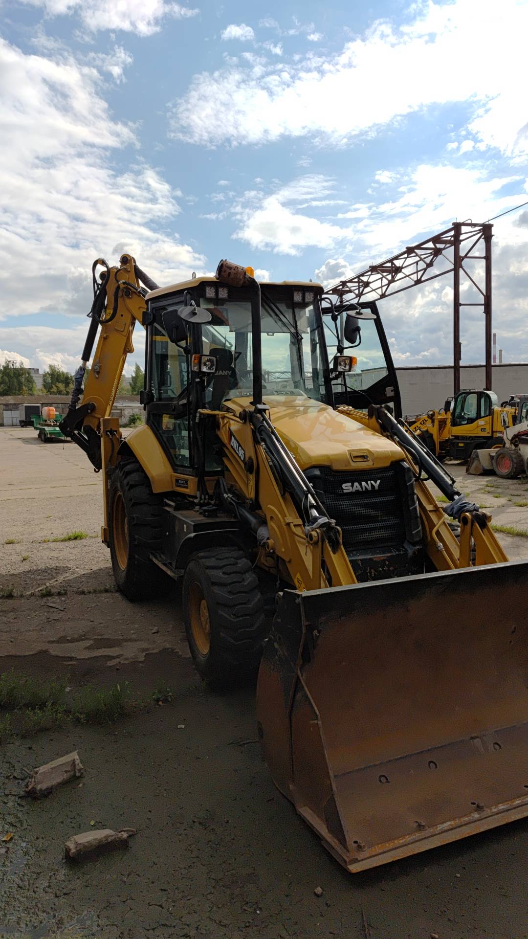 SANY BHL95