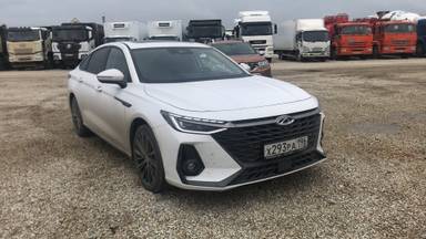 Chery Arrizo 8