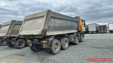 Renault K 430 8X4 (Day cab)