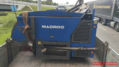 MADROG UP-200 укладчик (отсыпщик) обочин навесной