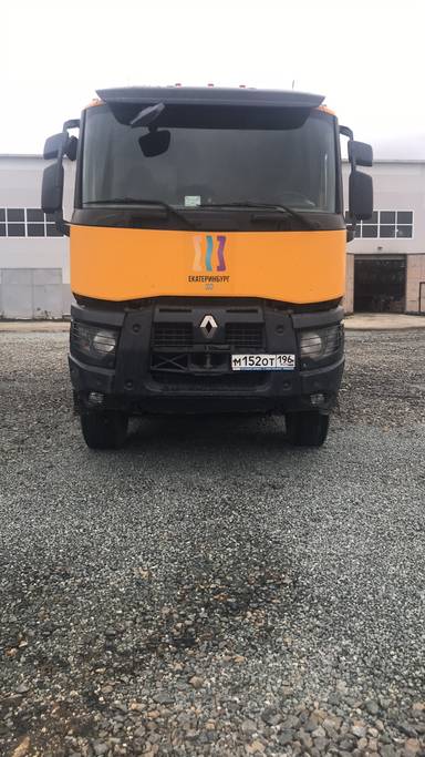 Renault K 430 8X4 (Day cab)