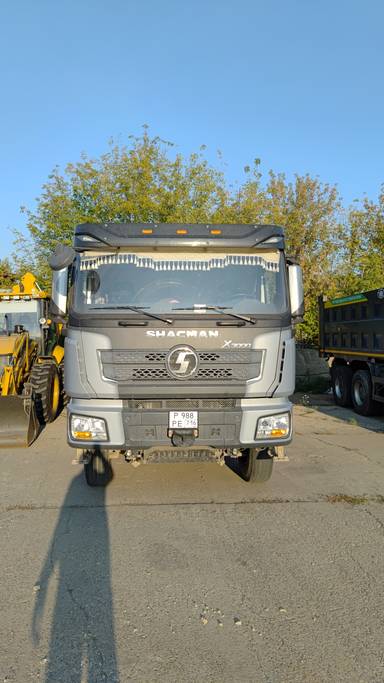 Shacman SX33186V366