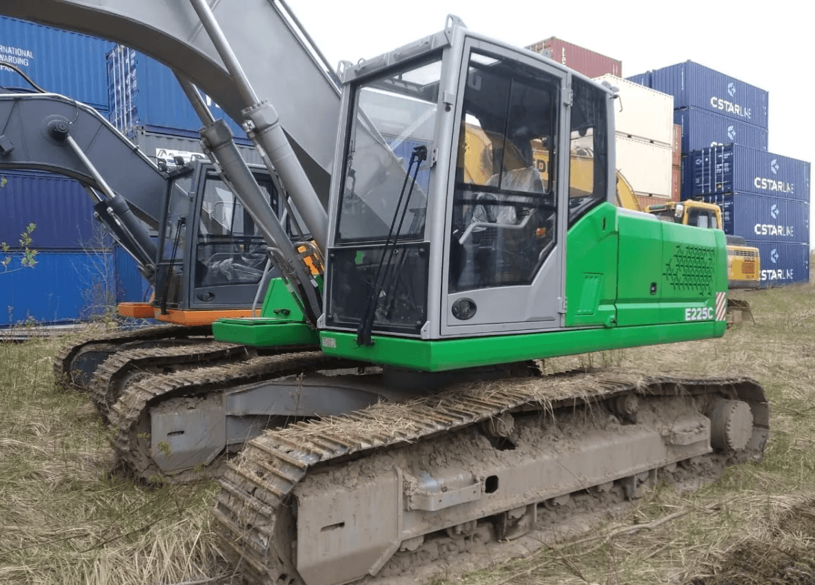 Эксмаш/UMG E225C