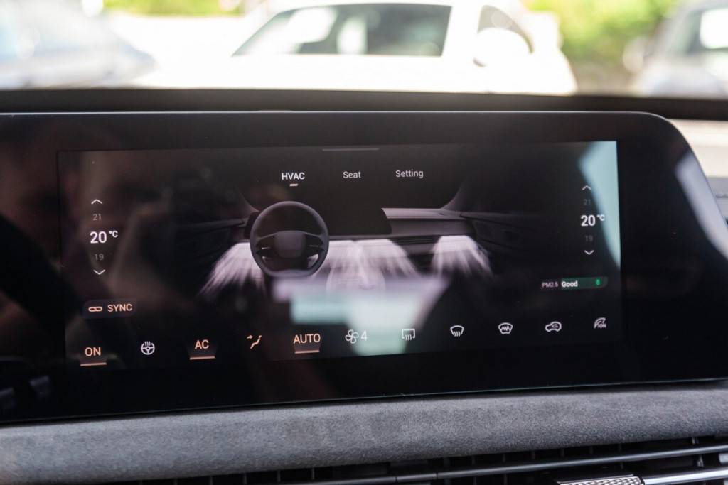 EXEED LX Premium 1.6T 7DCT AWD