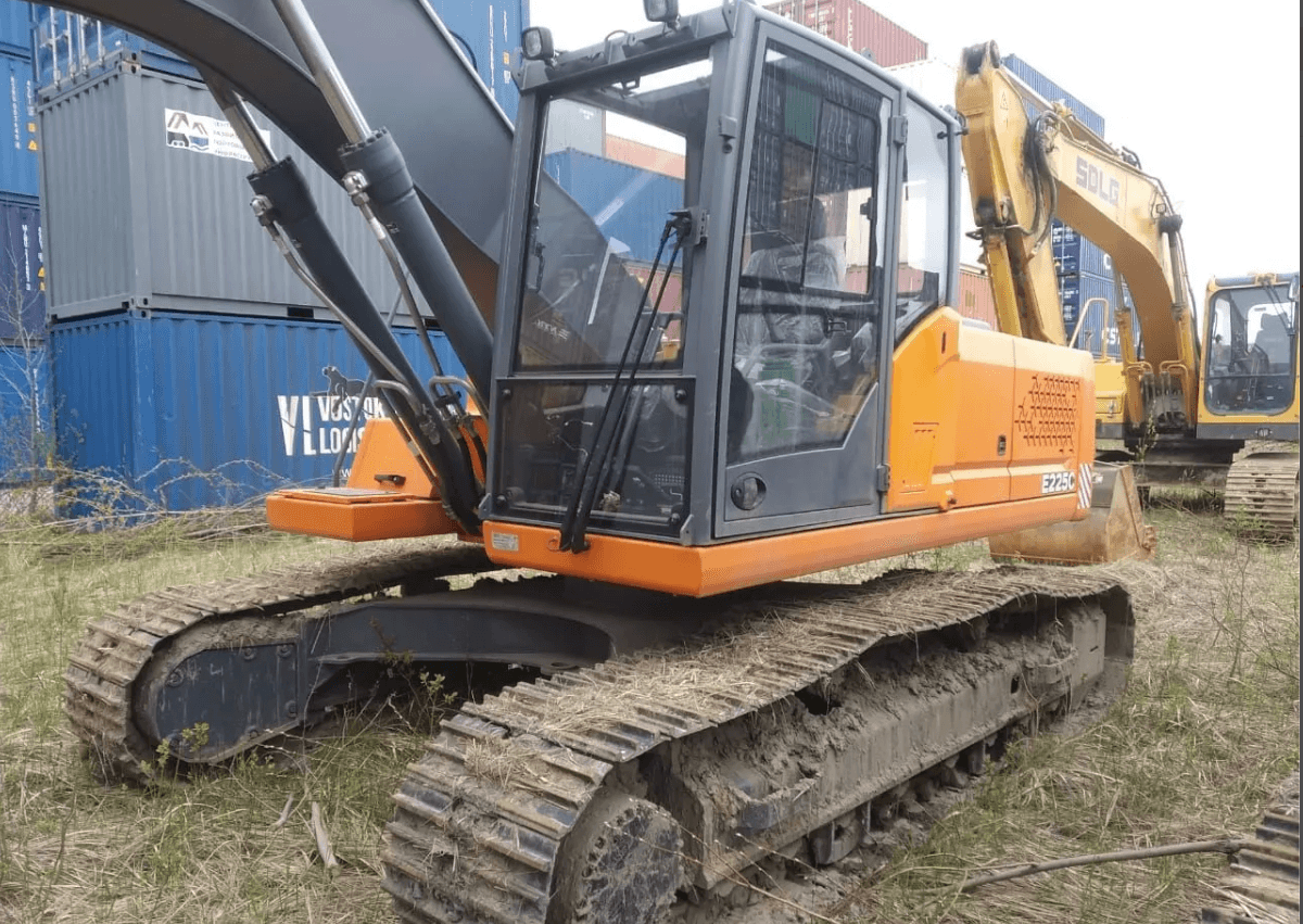 Эксмаш/UMG E225C