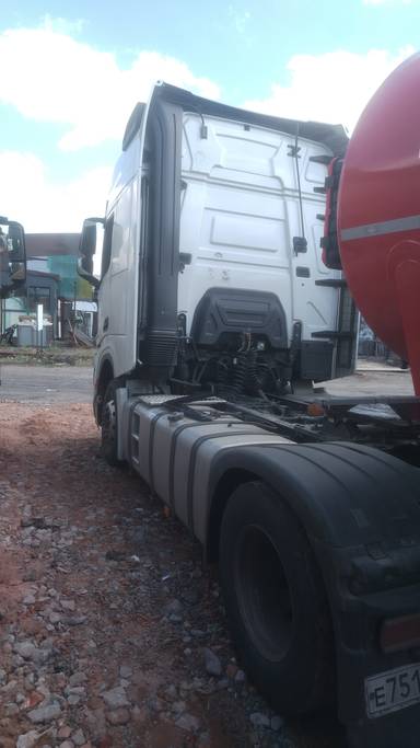 Shacman SX4188YY381
