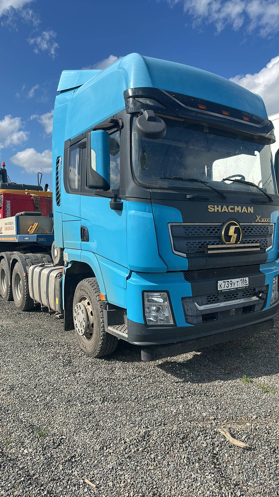 Shacman SX42584W324C