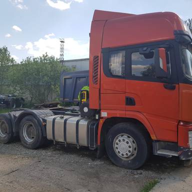 Shacman SX42584V324