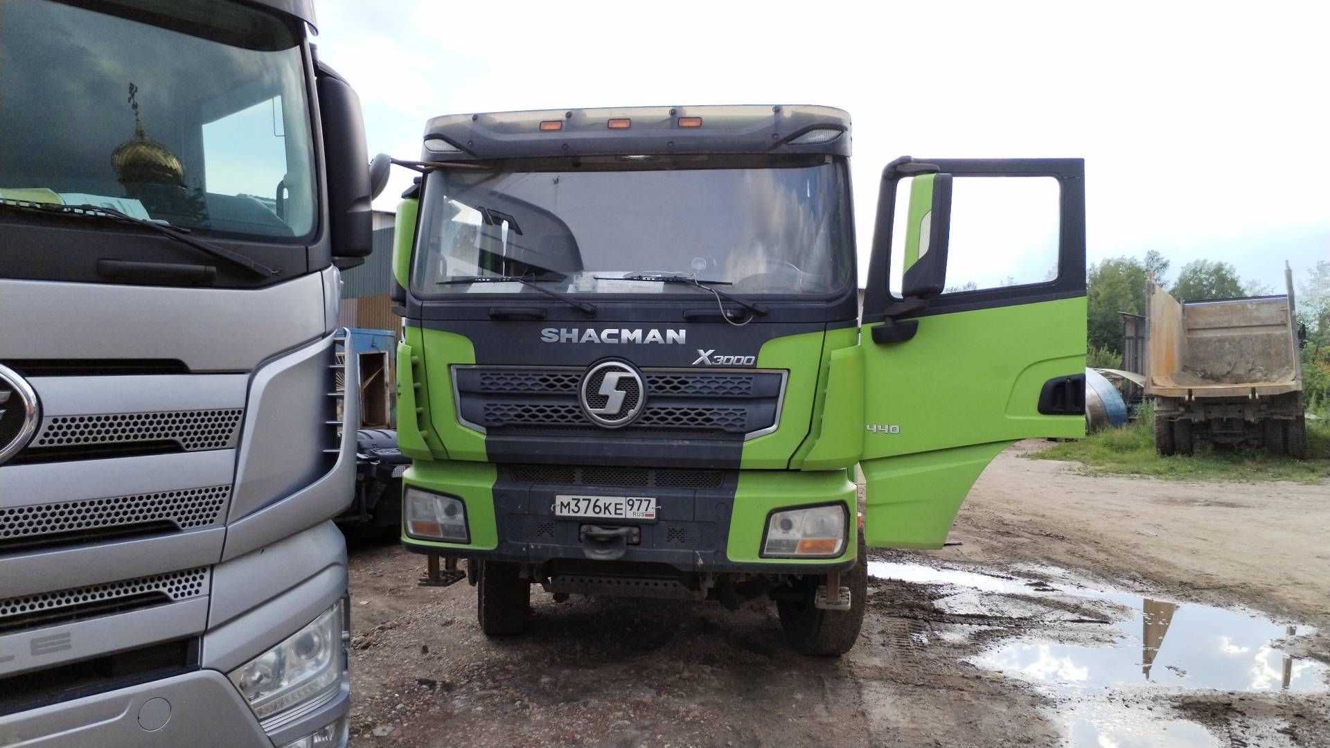 Shacman SX33186W366C