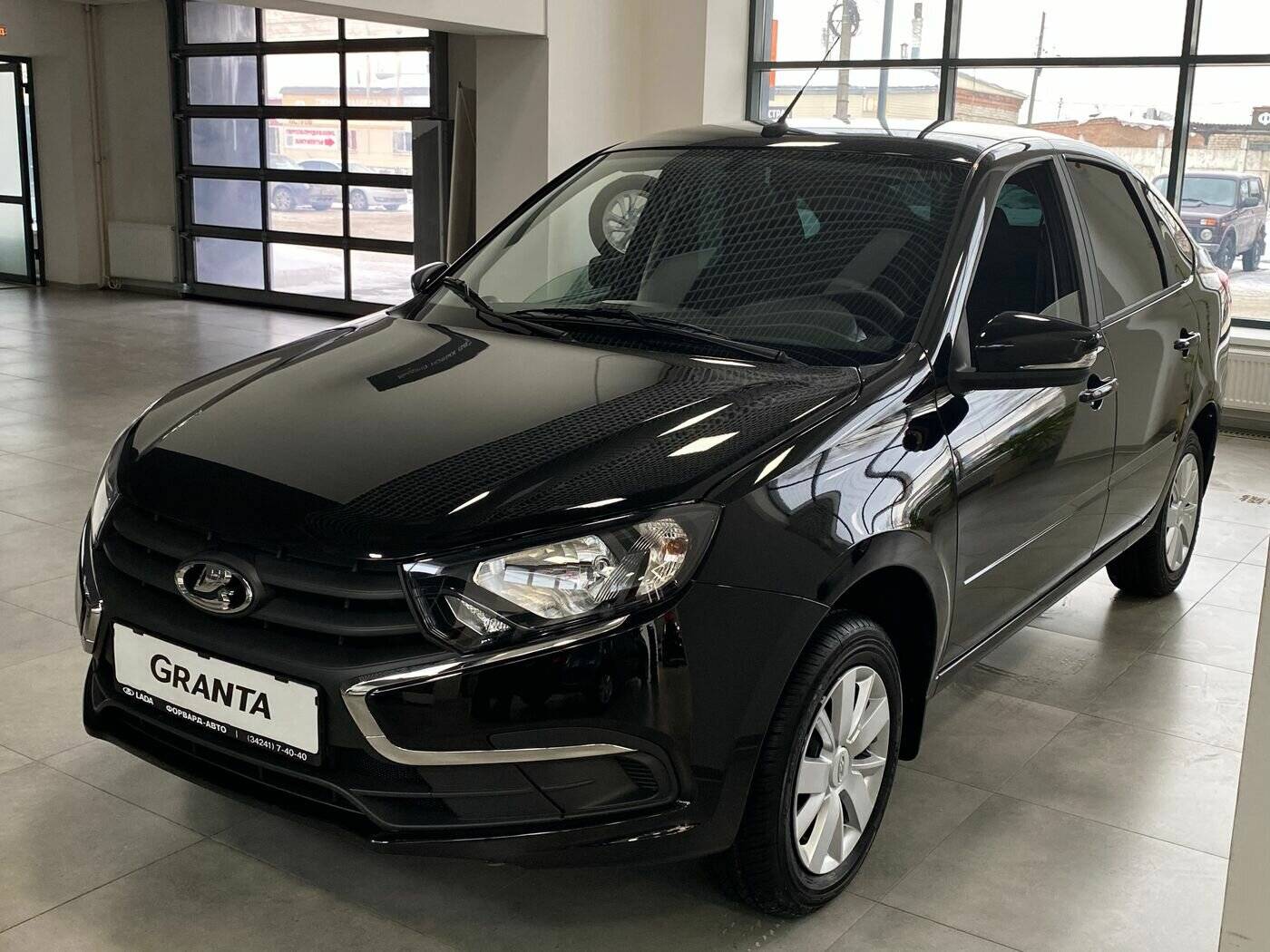 Lada Granta седан Classic 24 Кондиционер 1.6 90hp 5MT