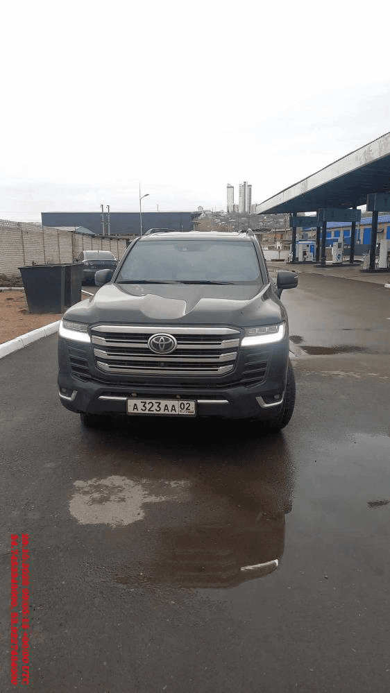 Toyota Land Cruiser 300