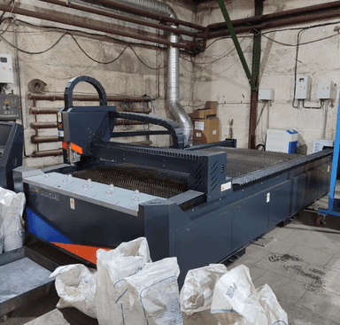 Челябинский станкостроительный завод AVANGARD 3015 Установка лазерной резки