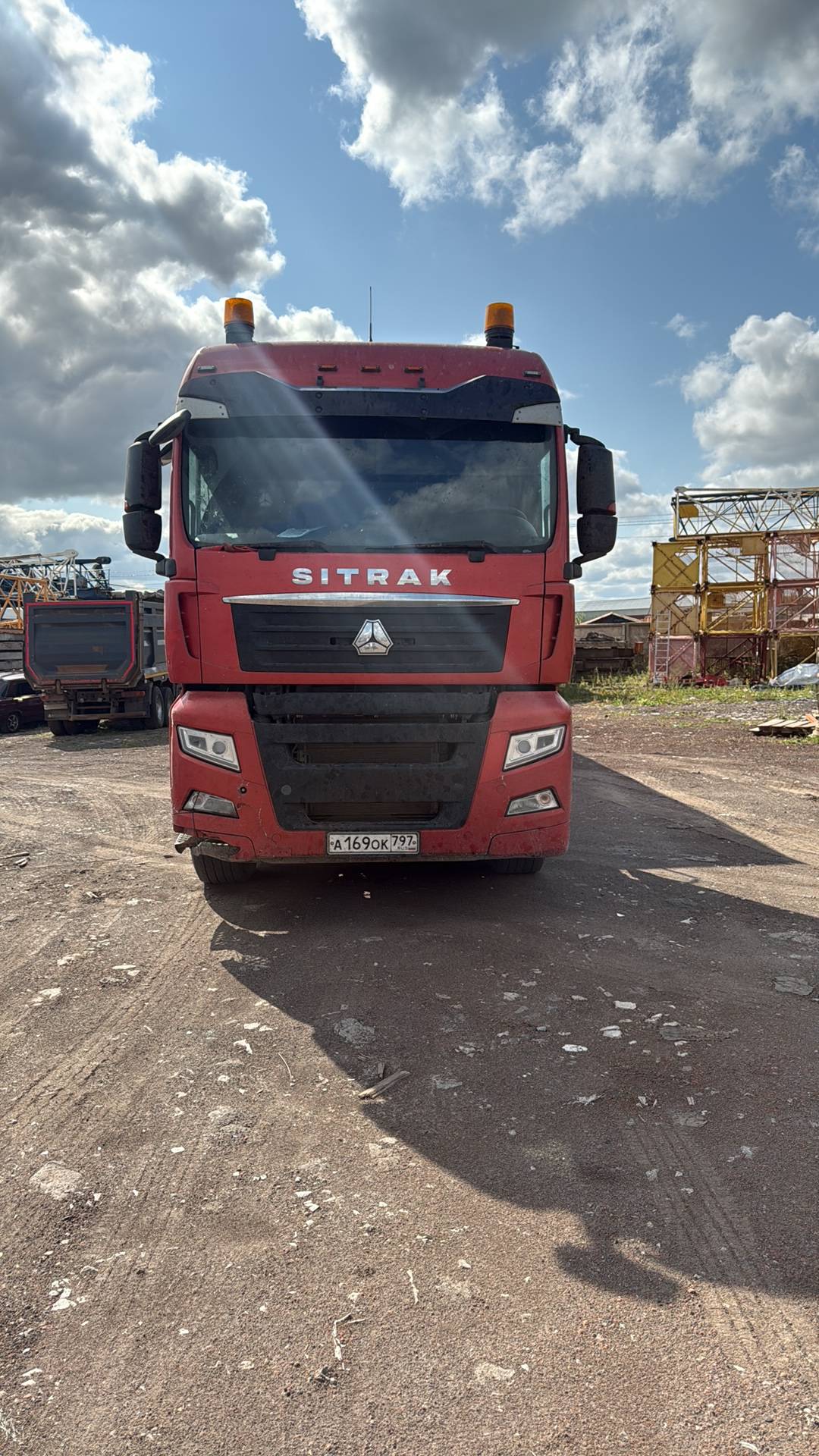 Sitrak С7Н 6×4 ZZ4256V364HE