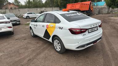 Lada Vesta седан