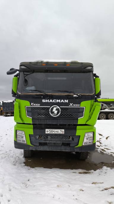 Shacman SX42586V385