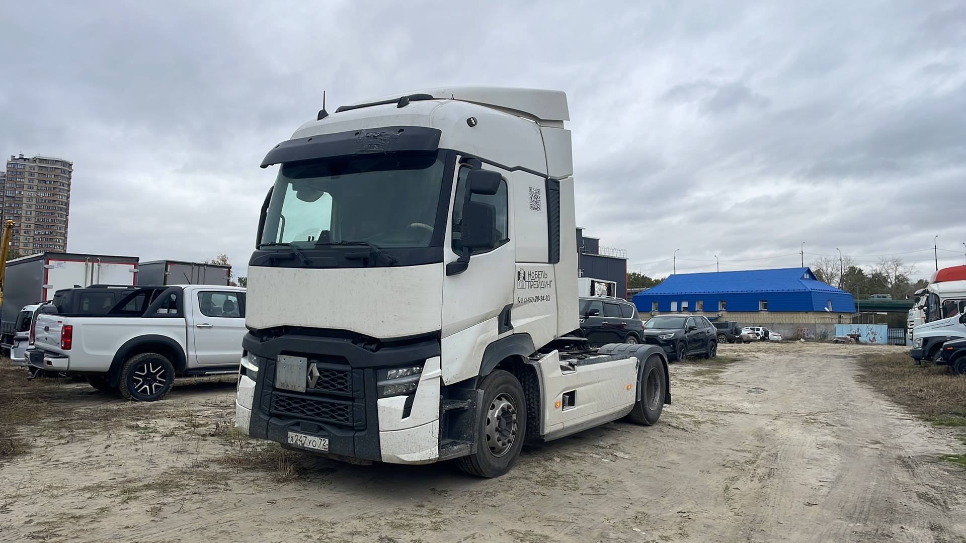 Renault T 440 4x2 (High Sleeper Cab)