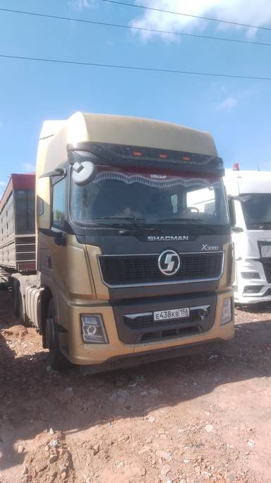 Shacman SX42584V324