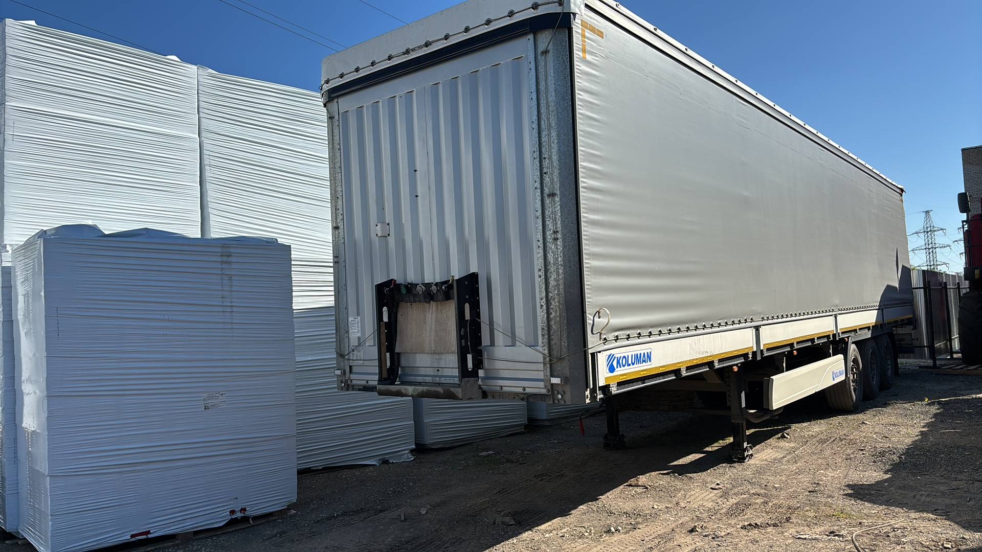 KOLUMAN S шторно-бортовой