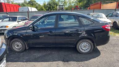 Lada Granta лифтбек