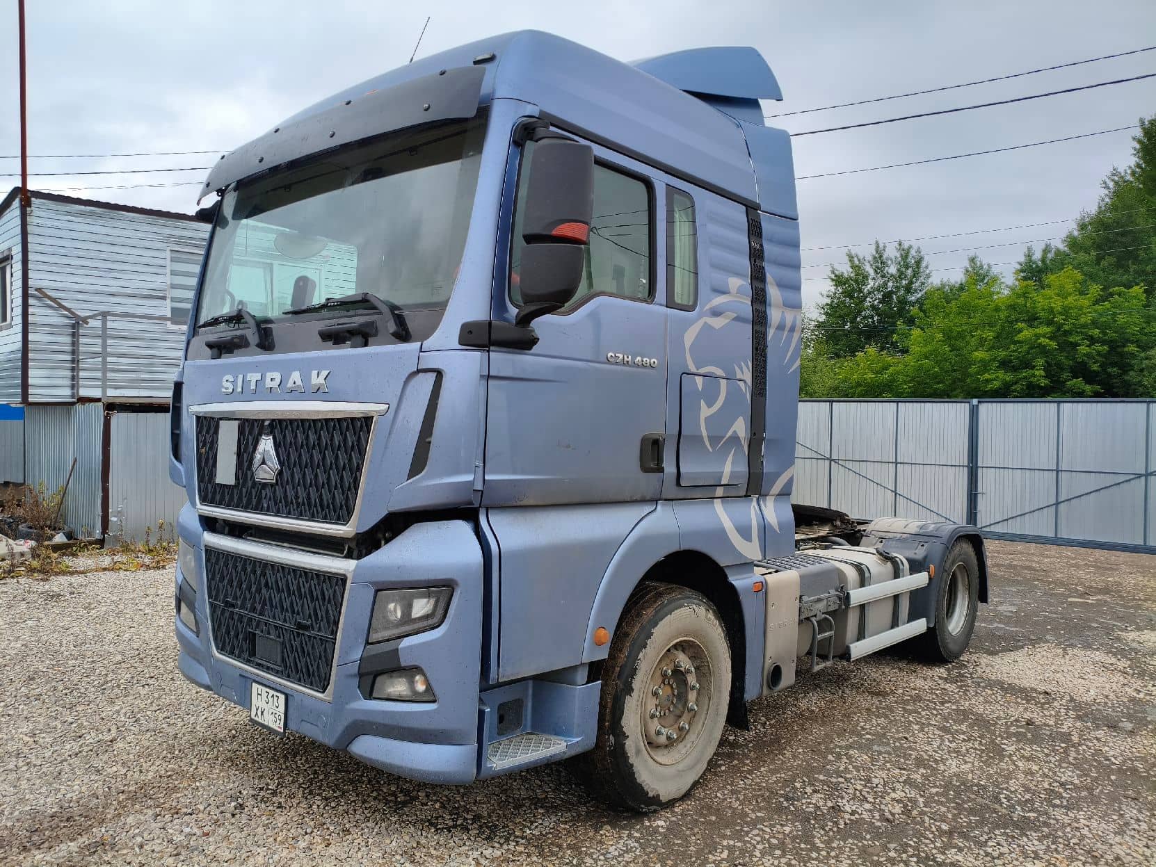 Sitrak C7H MAX 4x2 ZZ4186V361HE