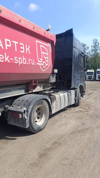 Volvo FH 460 4x2 (FH Globetrotter)
