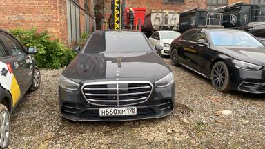 Mercedes-Benz S седан